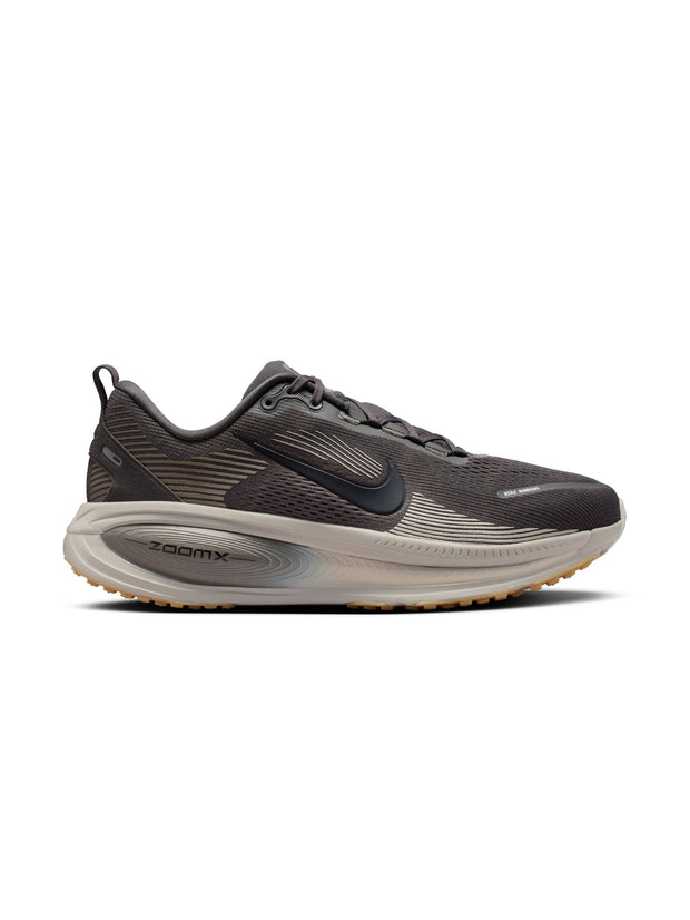 Nike Vomero 18 Men's Shoe