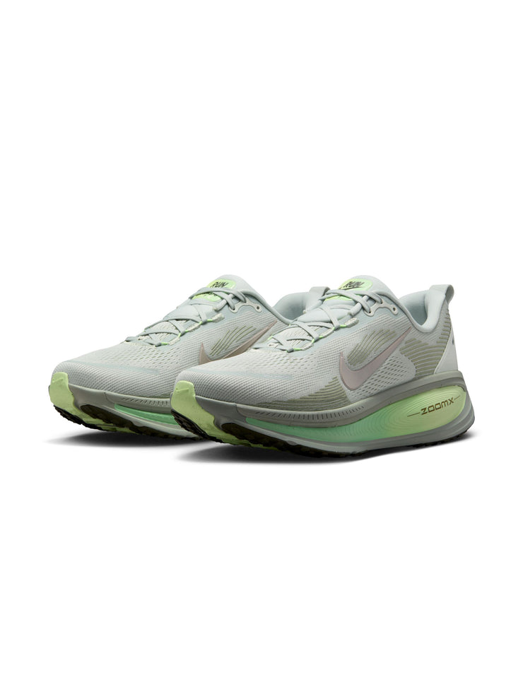 Nike Vomero 18 Men's Shoe