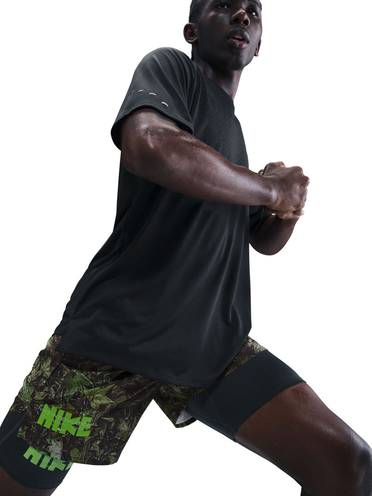 Nike Men's stride Dri-FIT 7" Brief-Lined Printed Running Shorts