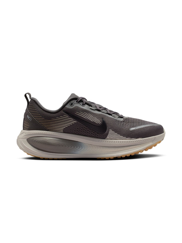 Nike Vomero 18 Men's Shoe