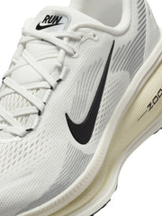 Nike Vomero 18 Men's Shoe