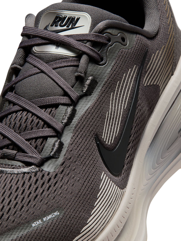 Nike Vomero 18 Men's Shoe