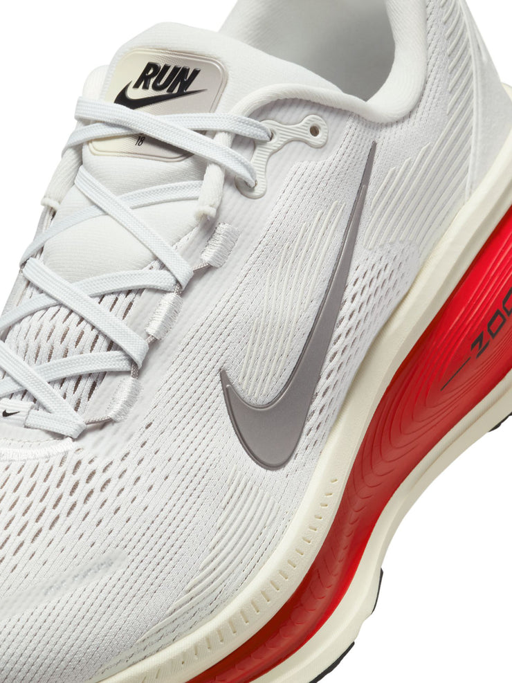 Nike Vomero 18 Men's Shoe