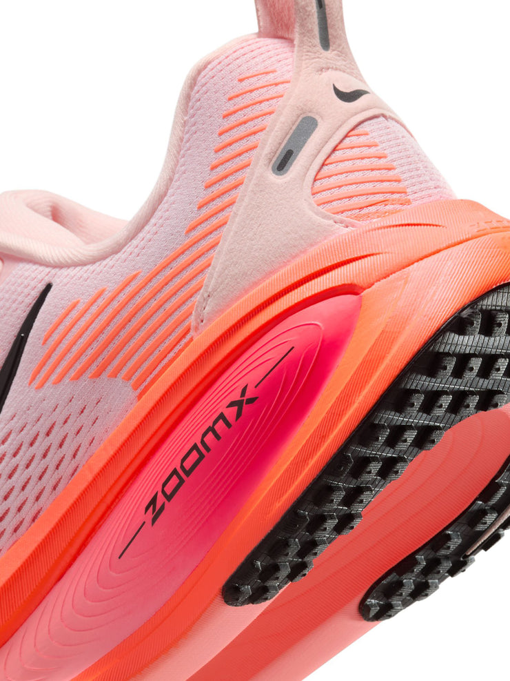 Nike Vomero 18 Women's Shoe