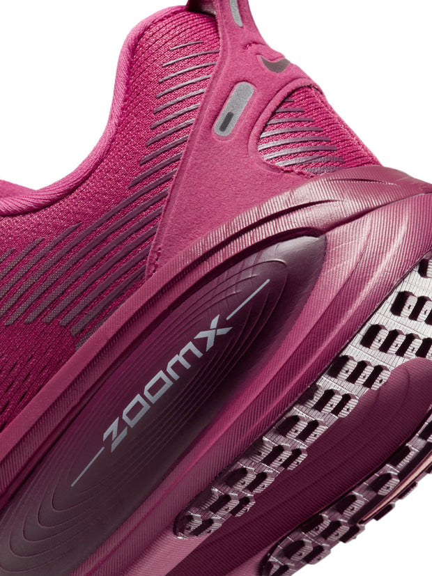 Nike Vomero 18 Women's Shoe