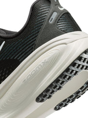 Nike Vomero 18 Women's Shoe