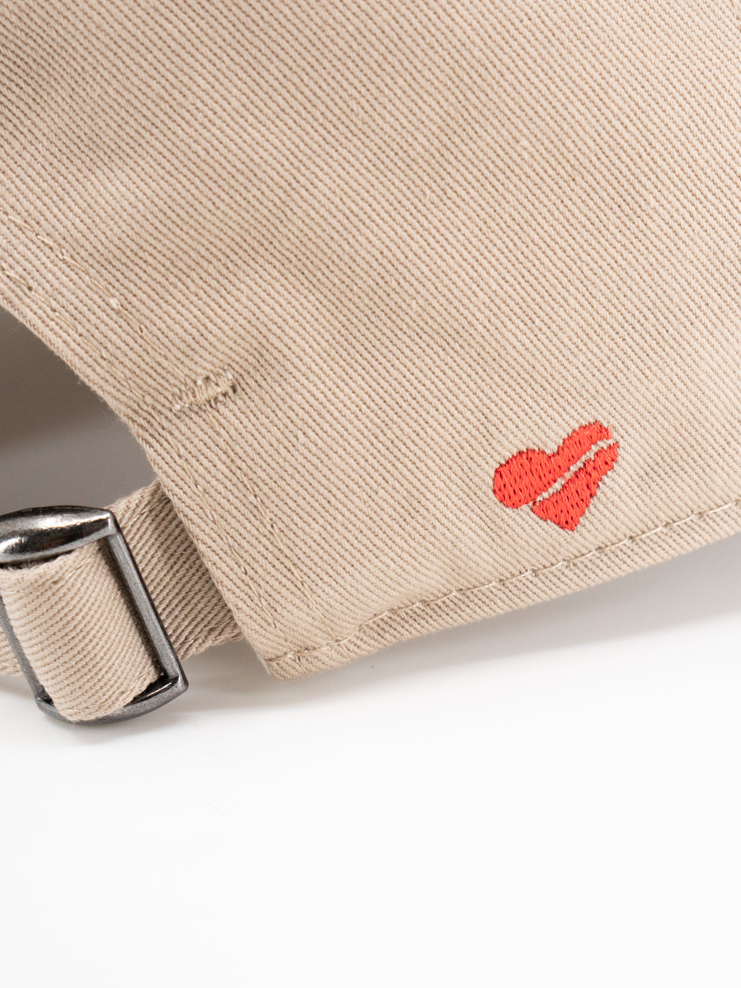 Cœur Brisé Collection – Heartbreak Hill Running Company
