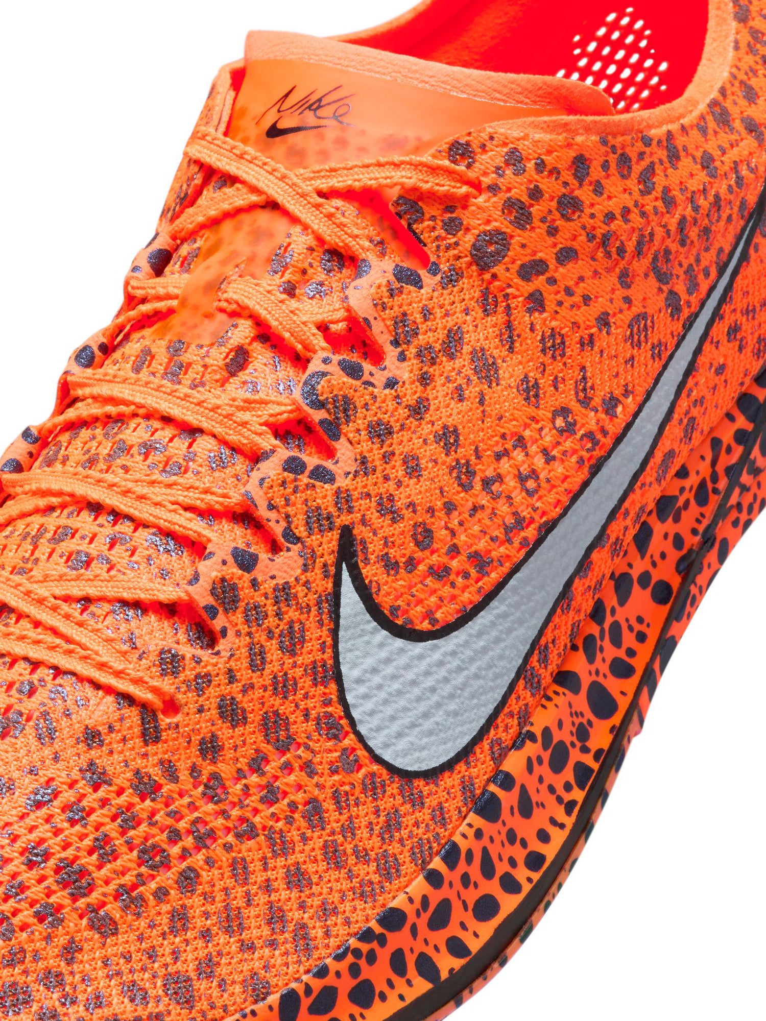 Nike ZoomX Dragonfly 2 Electric Track & Field Distance