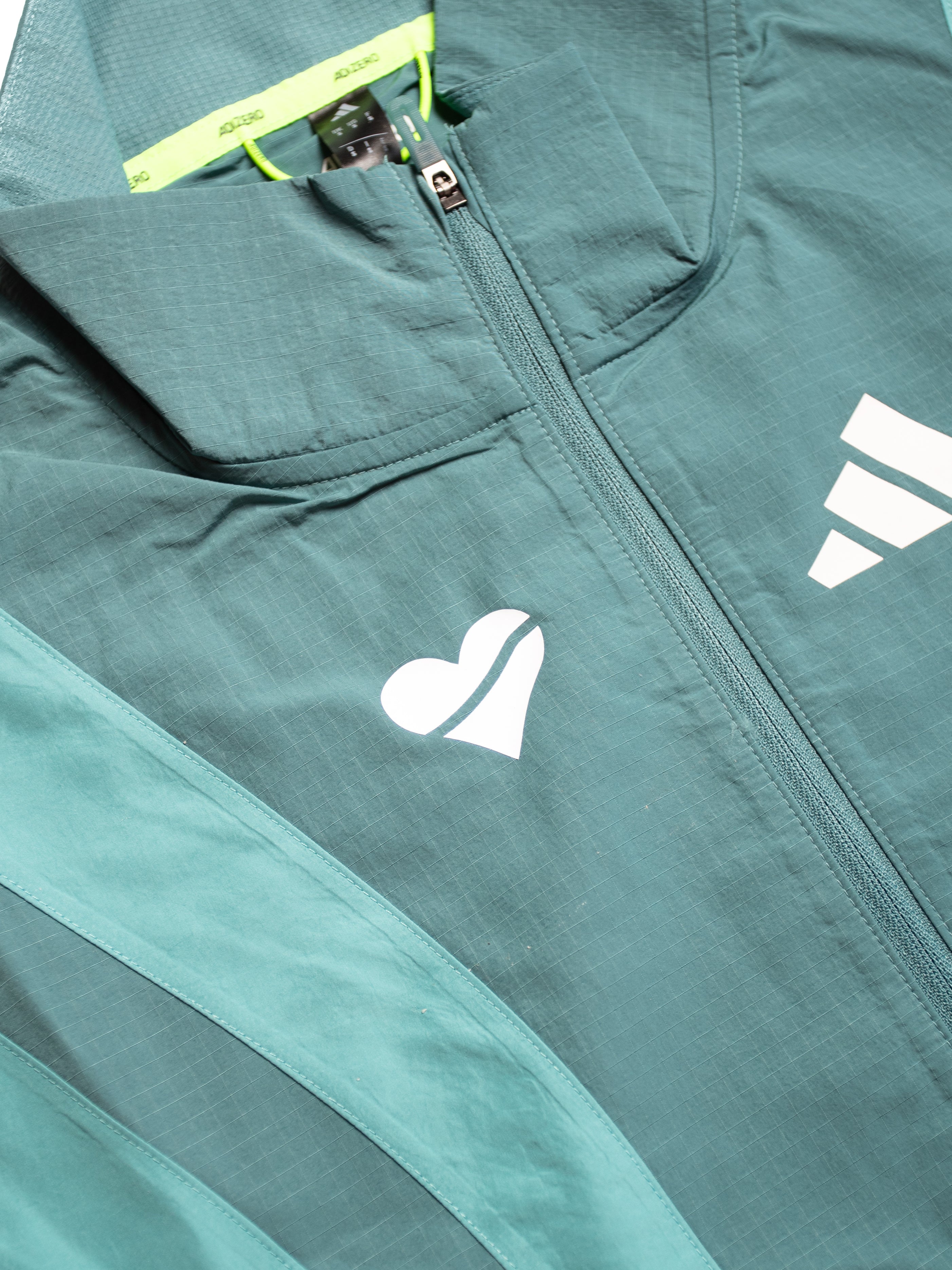 Adidas Women's Adizero Archive Running Jacket – Heartbreak Hill Adidas Women's Adizero Archive Running Jacket – Heartbreak Hill