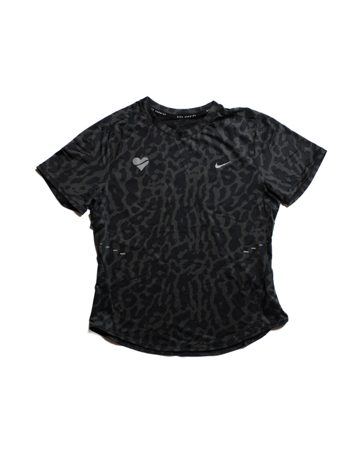 Nike Women's Swift Dri-FIT Short-Sleeve Running Top