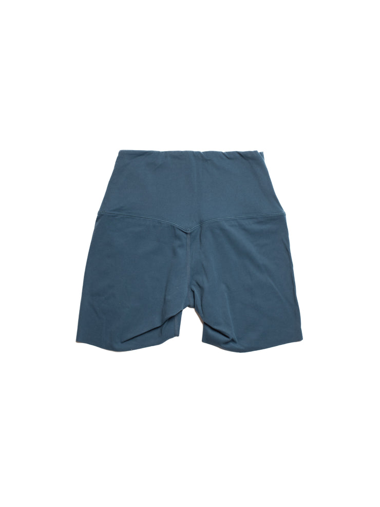 Nike Women's Zenvy Gentle-Support High-Waisted 5" Biker Shorts