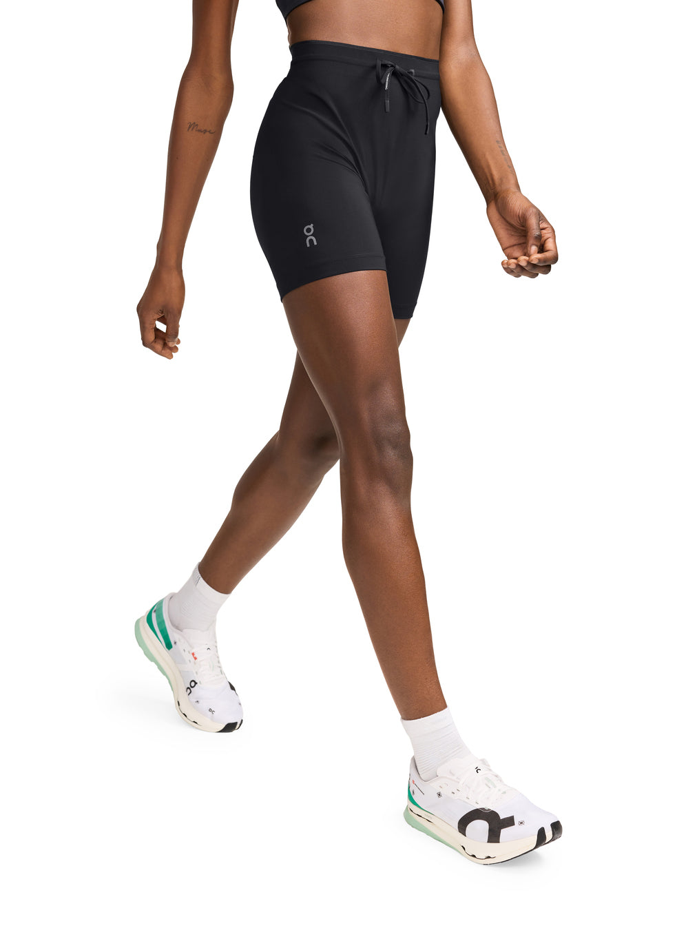 On Women's Race Tights Half – Heartbreak Hill Running Company