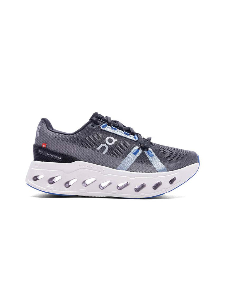 grey1_74a97527-46ea-4579-8eed-