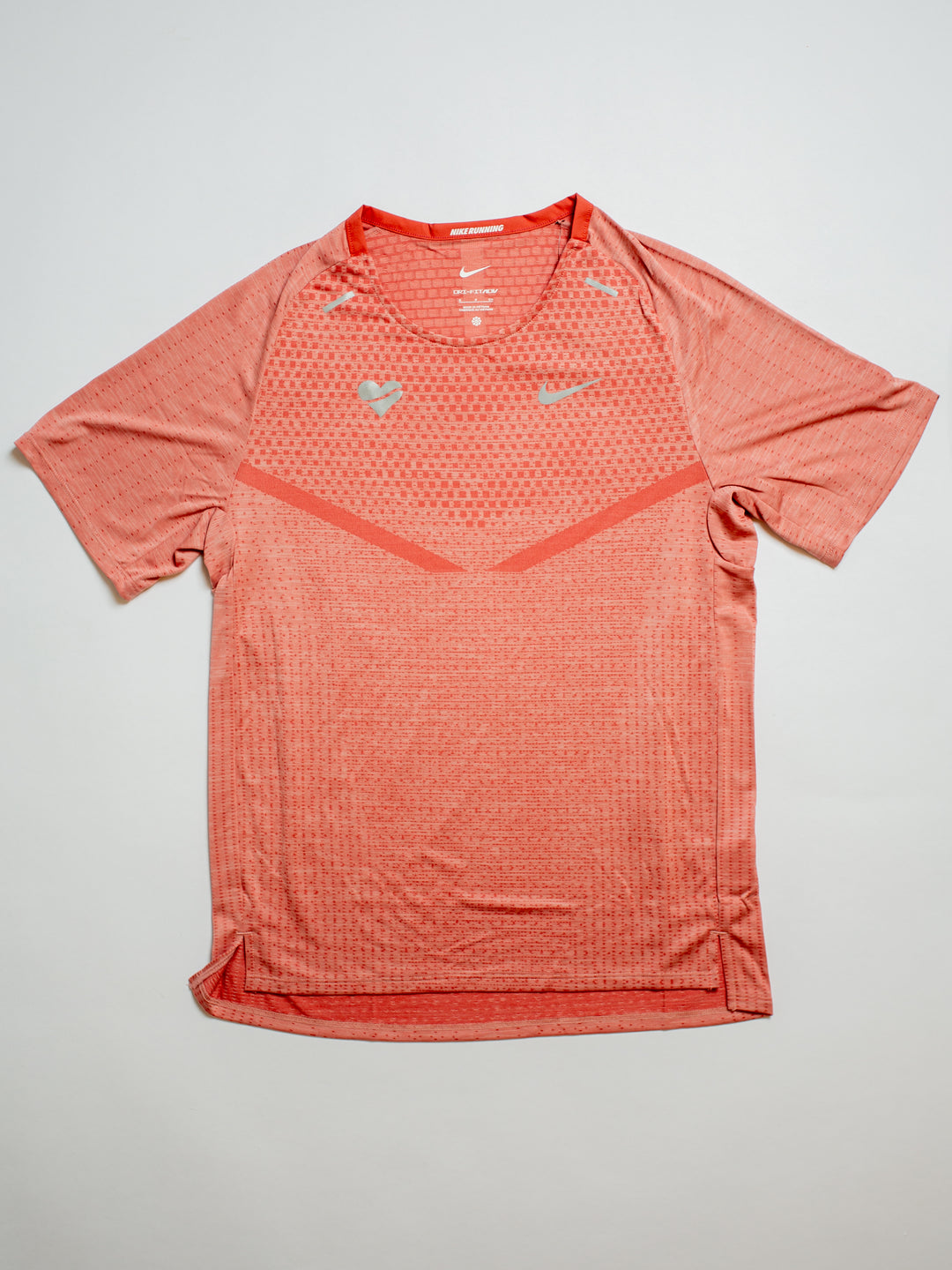 Nike Men's Dri-FIT ADV Short-Sleeve Running Top – Heartbreak Hill Running  Company