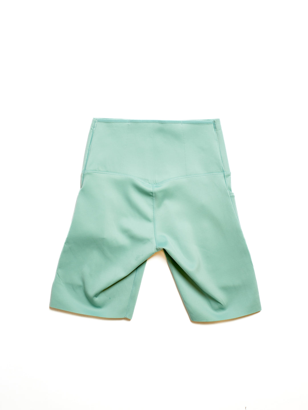 新品未使用タグ付き herlipto Chain Boucle Shorts M tights-3_1080x.jpg?v=1696455325