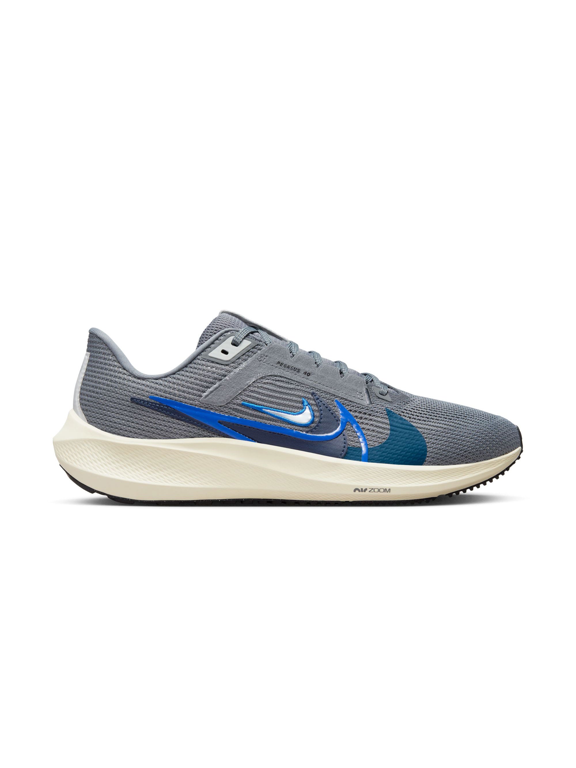 Nike on sale pegasus 2000